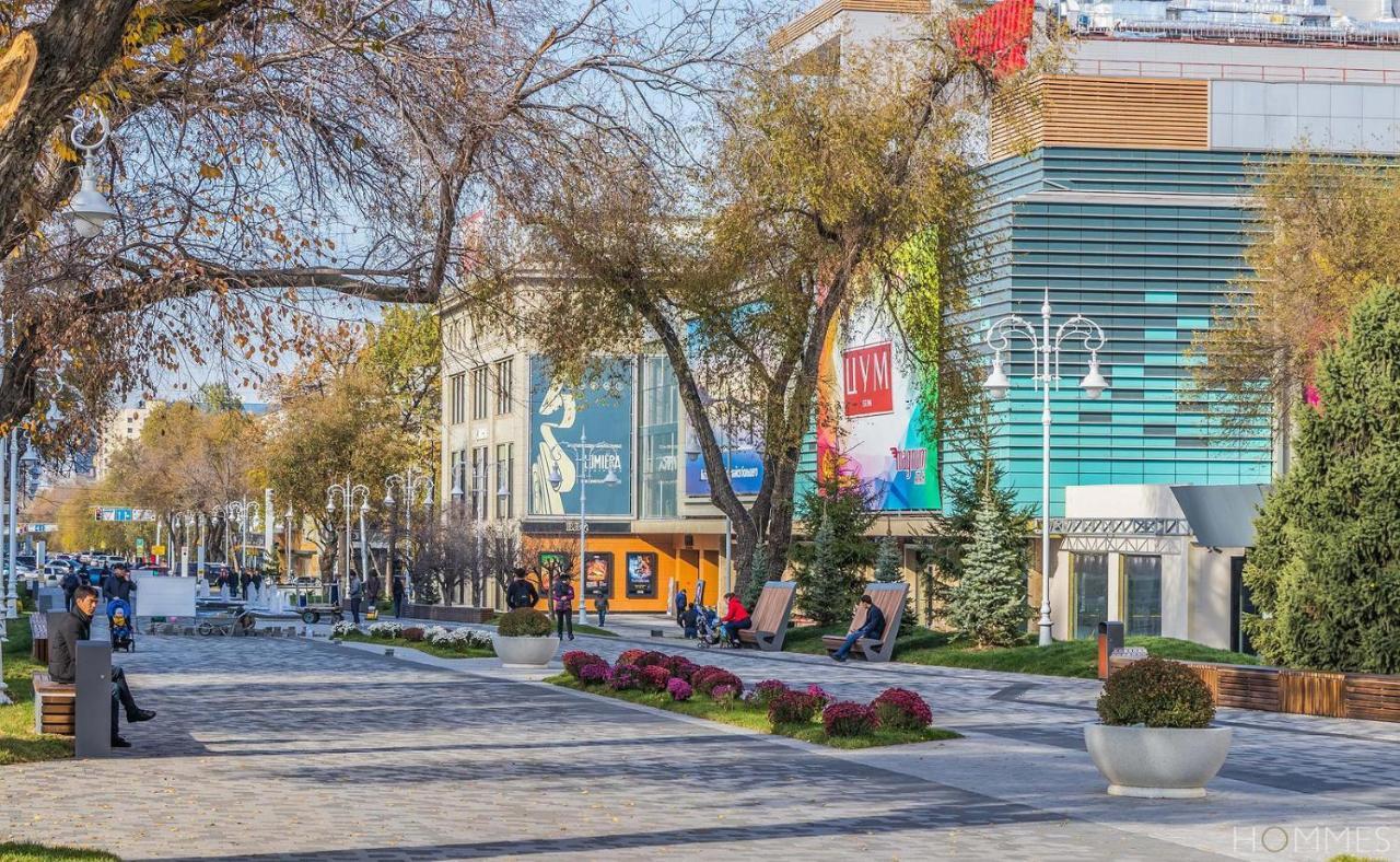 Appartement Уютная 2 Ком-Я Квартира В Центре Города, Район "Арбата" à Almaty Extérieur photo