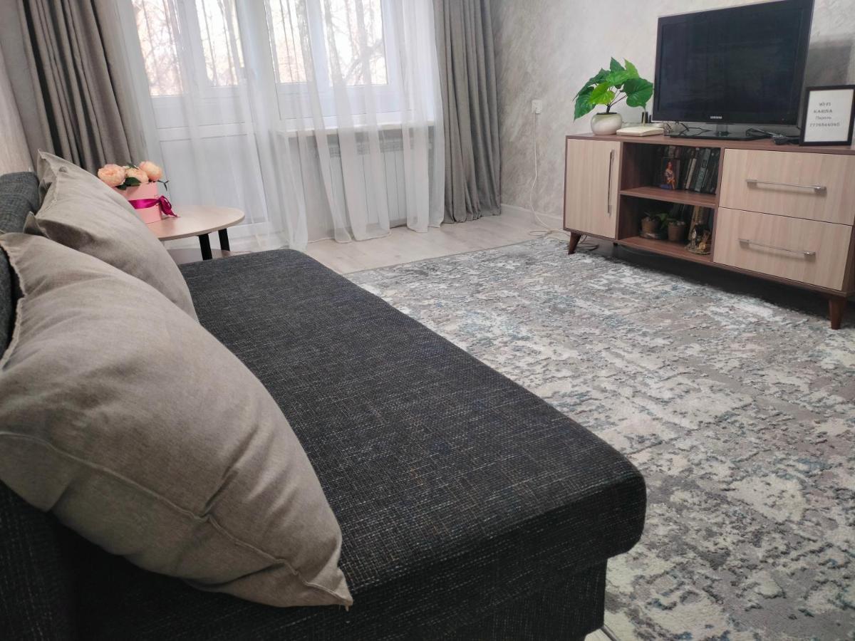 Appartement Уютная 2 Ком-Я Квартира В Центре Города, Район "Арбата" à Almaty Extérieur photo