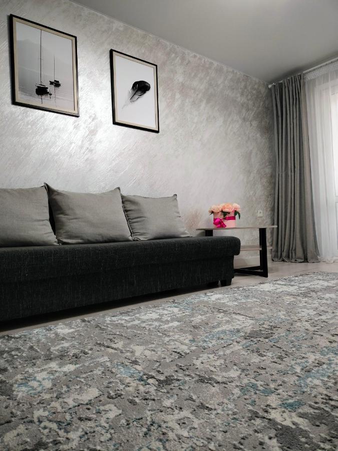 Appartement Уютная 2 Ком-Я Квартира В Центре Города, Район "Арбата" à Almaty Extérieur photo